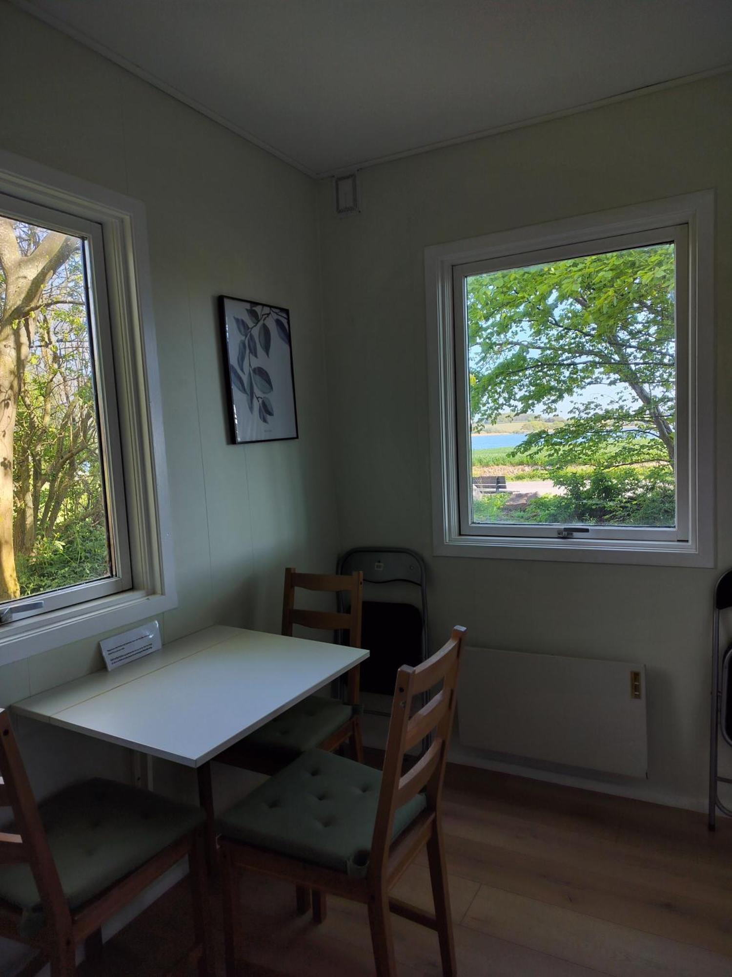 Vaerelse I Hytte Ved Stege Nor Exterior photo