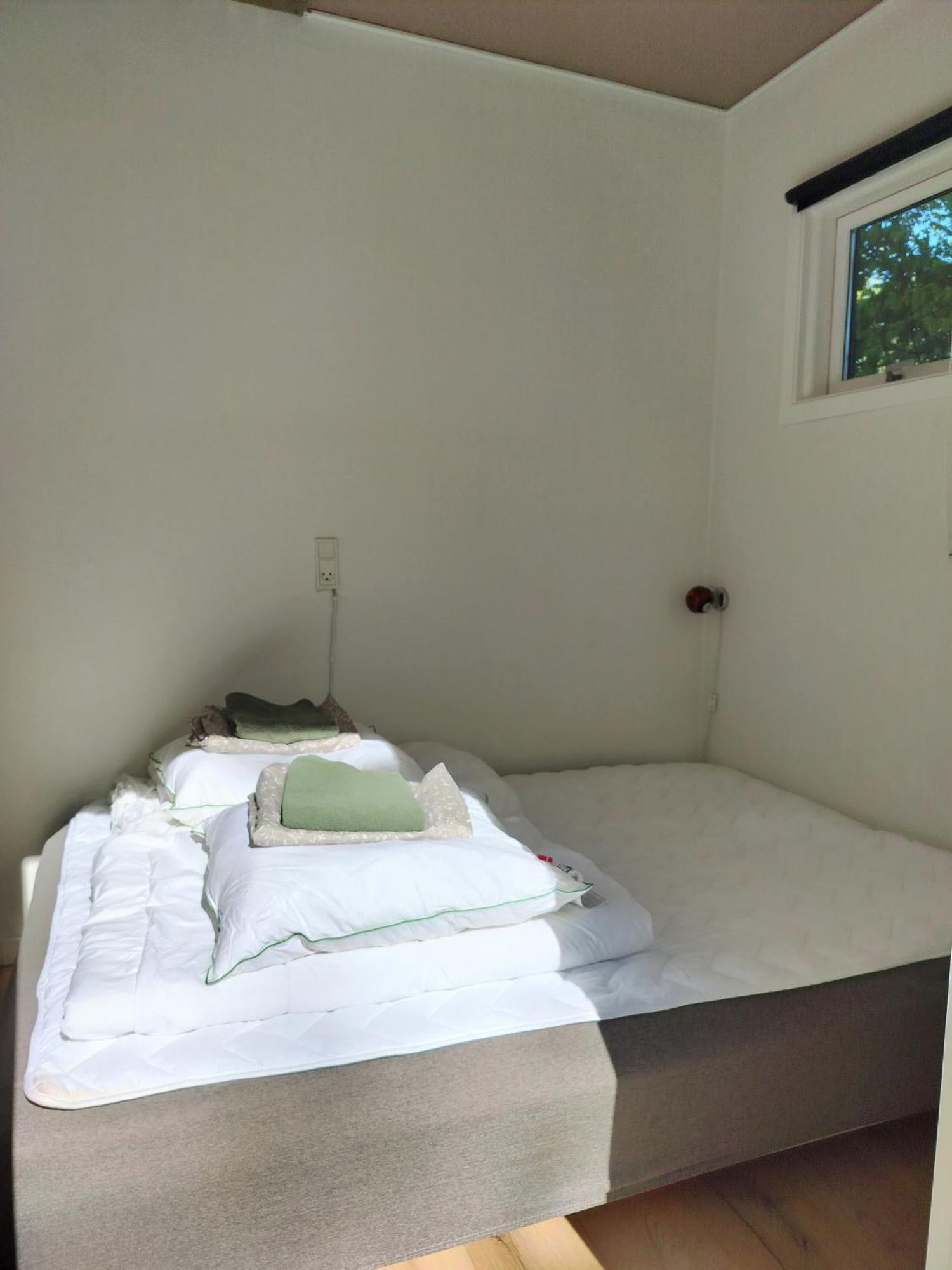 Vaerelse I Hytte Ved Stege Nor Exterior photo